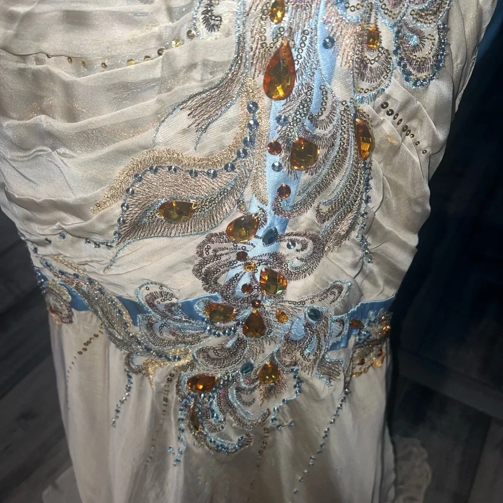 MUSANI GOLD COUTURE Evening Prom Dress Gown - Picture 11 of 14